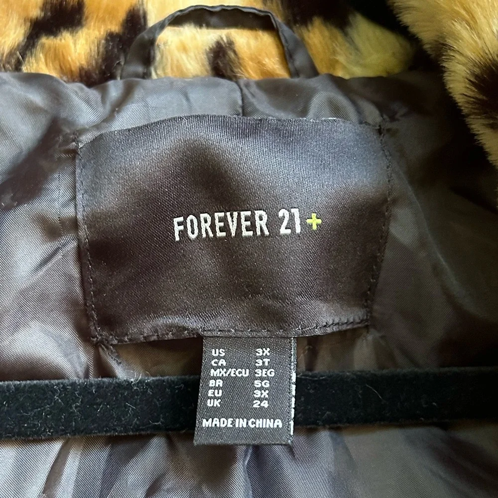 SOLD Leopard print teddy coat - Picture 8 of 8